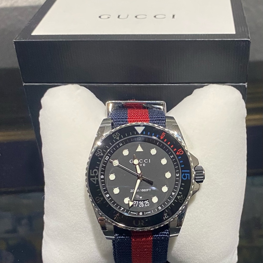 Men’s 45 MM Gucci Diver Watch